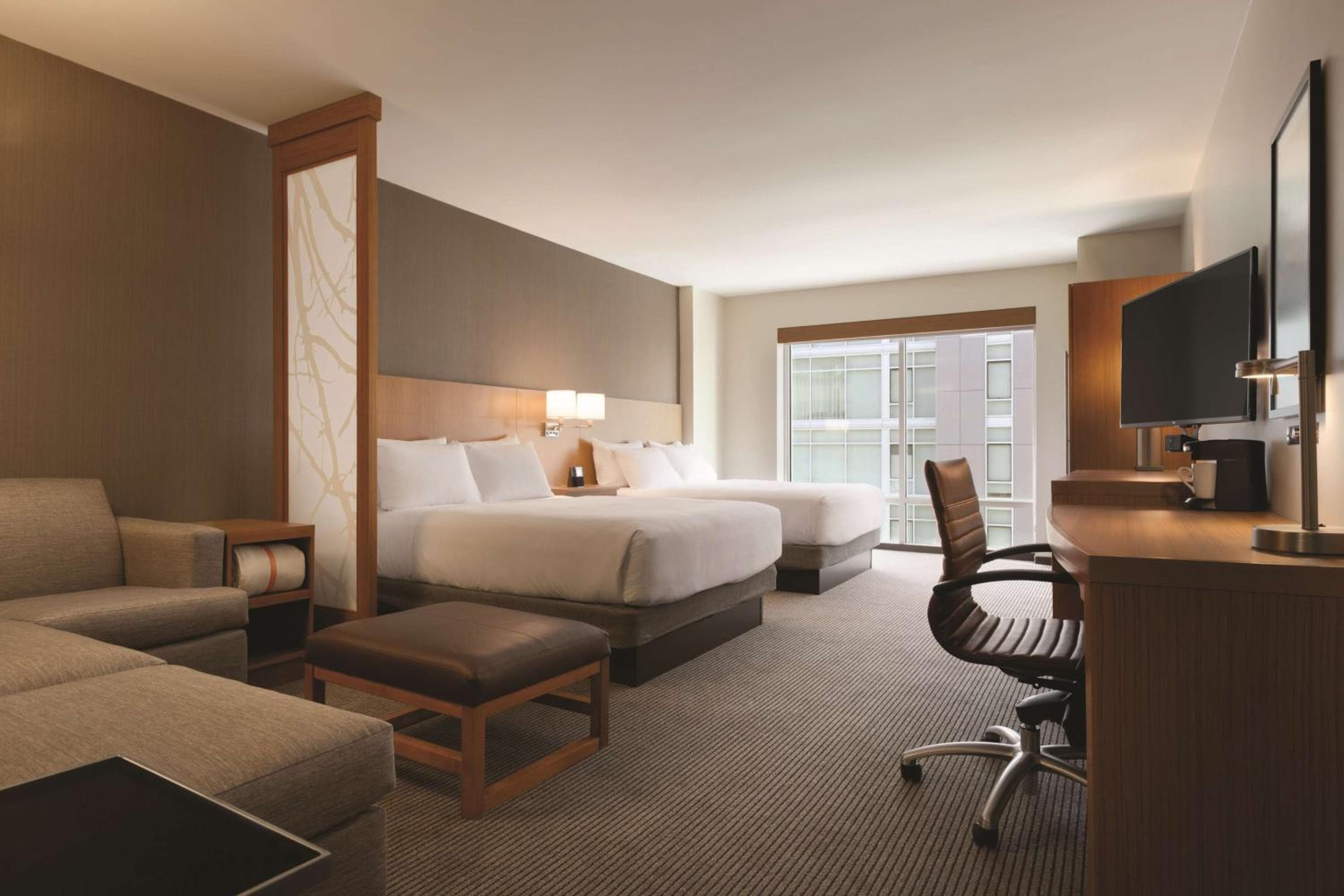 Queen Room with Two Queen Beds and Sofa Bed room photo