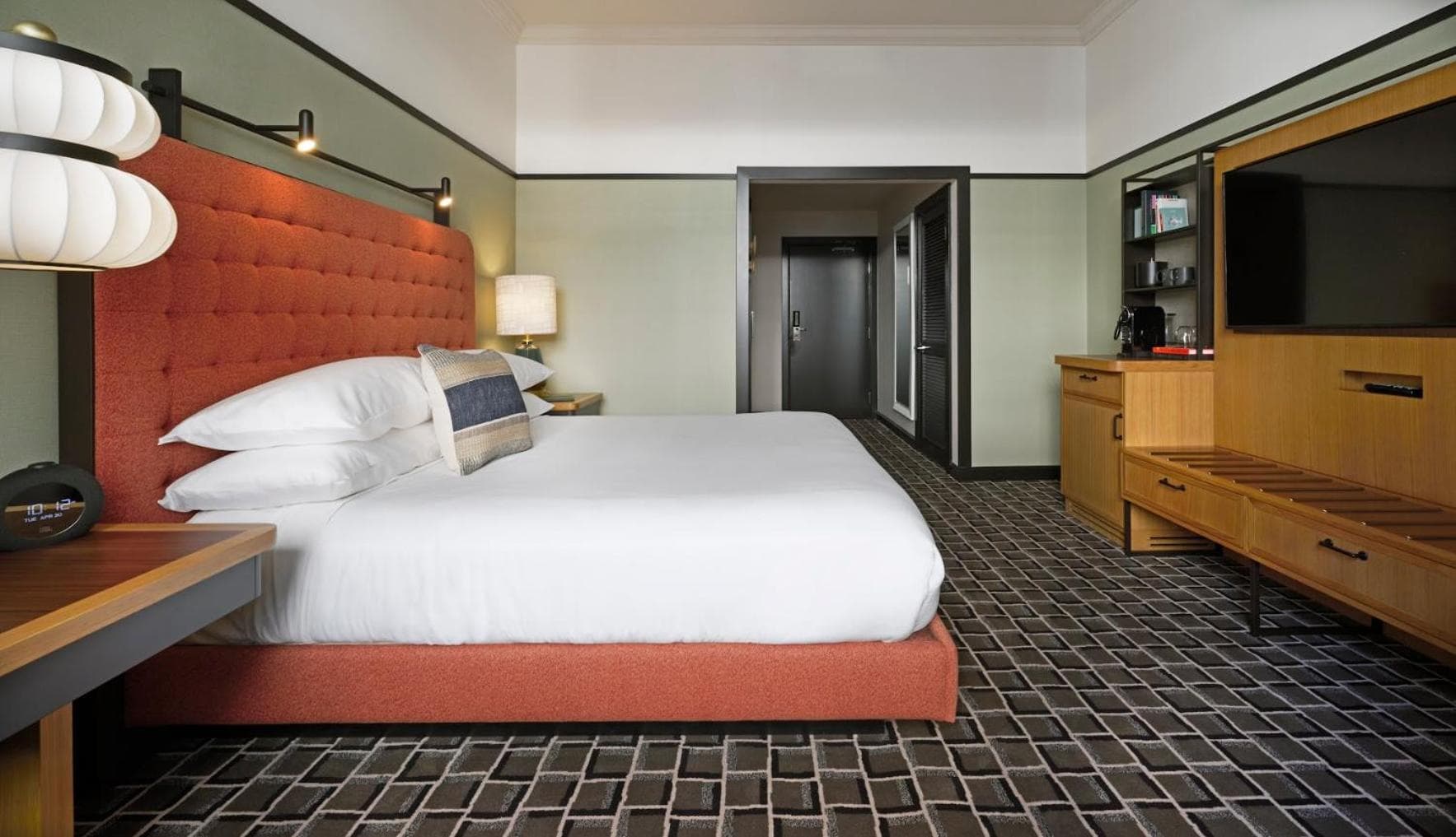 Essential King Room room photo