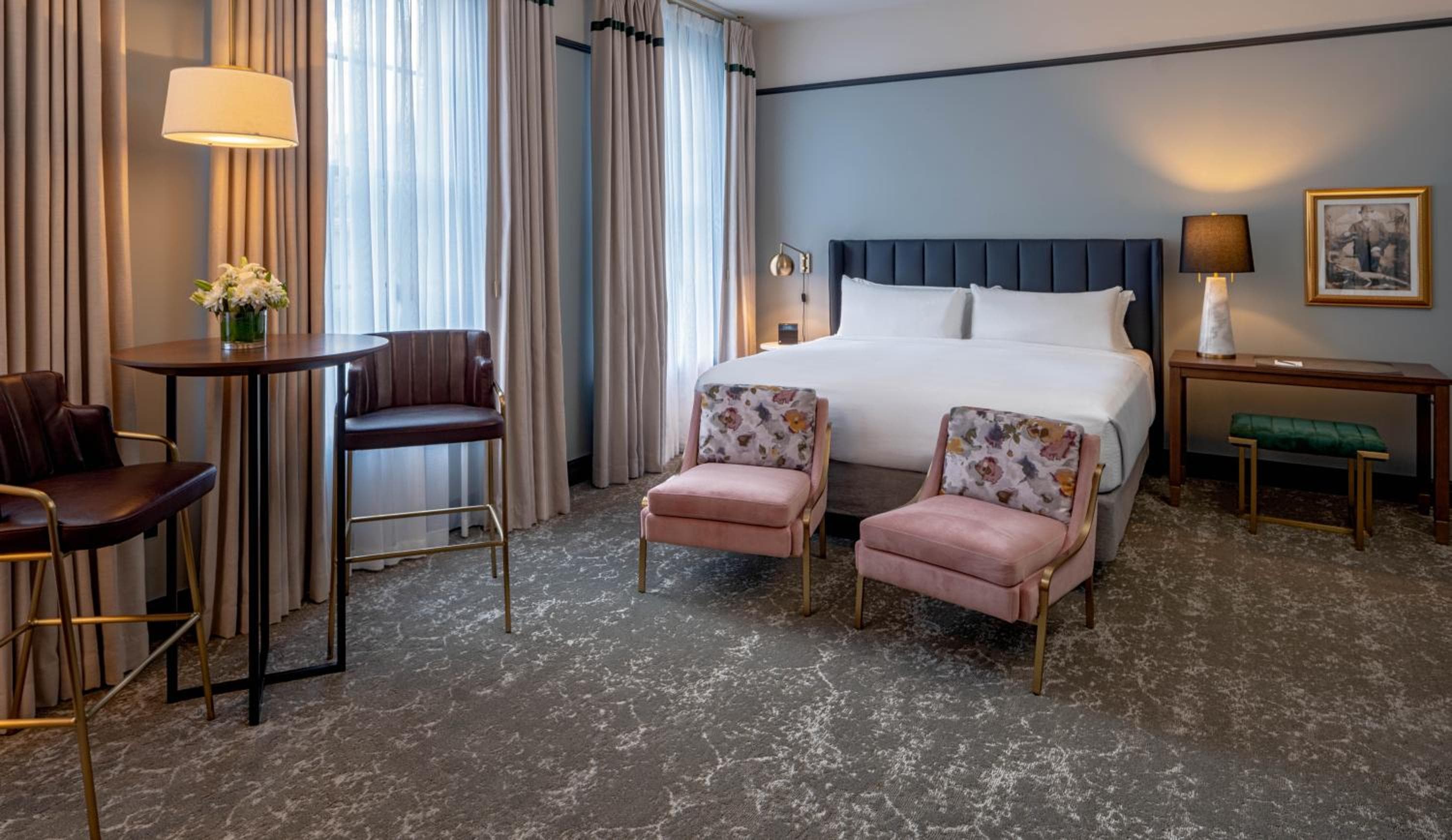 Deluxe King Room room photo