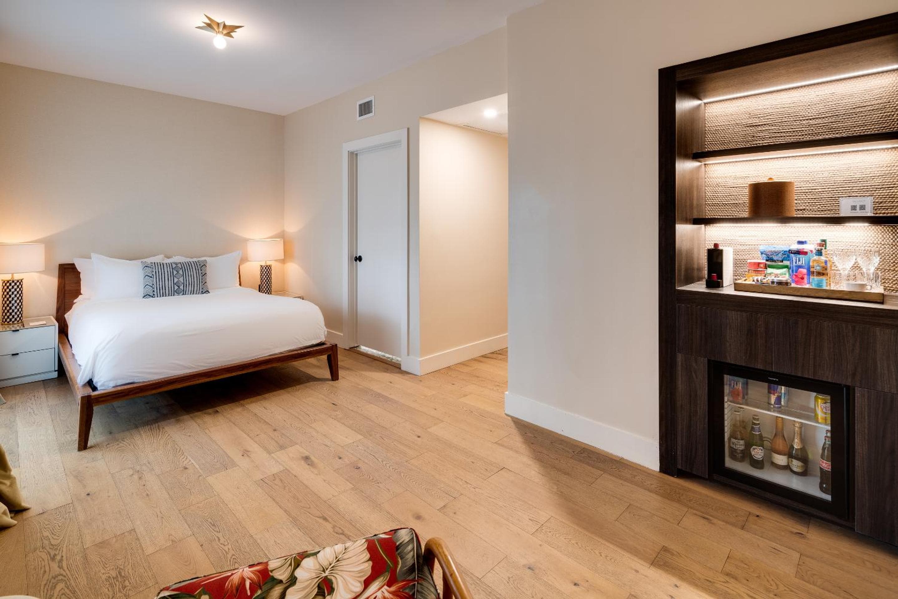 Deluxe Queen Room room photo