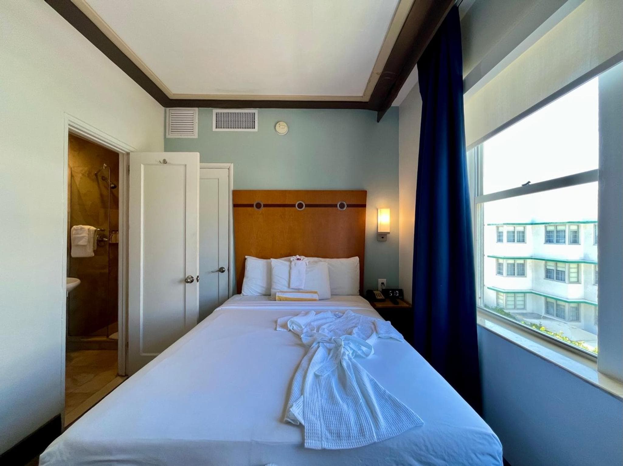 Double Room with Partial Ocean View, Non-Smoking room photo