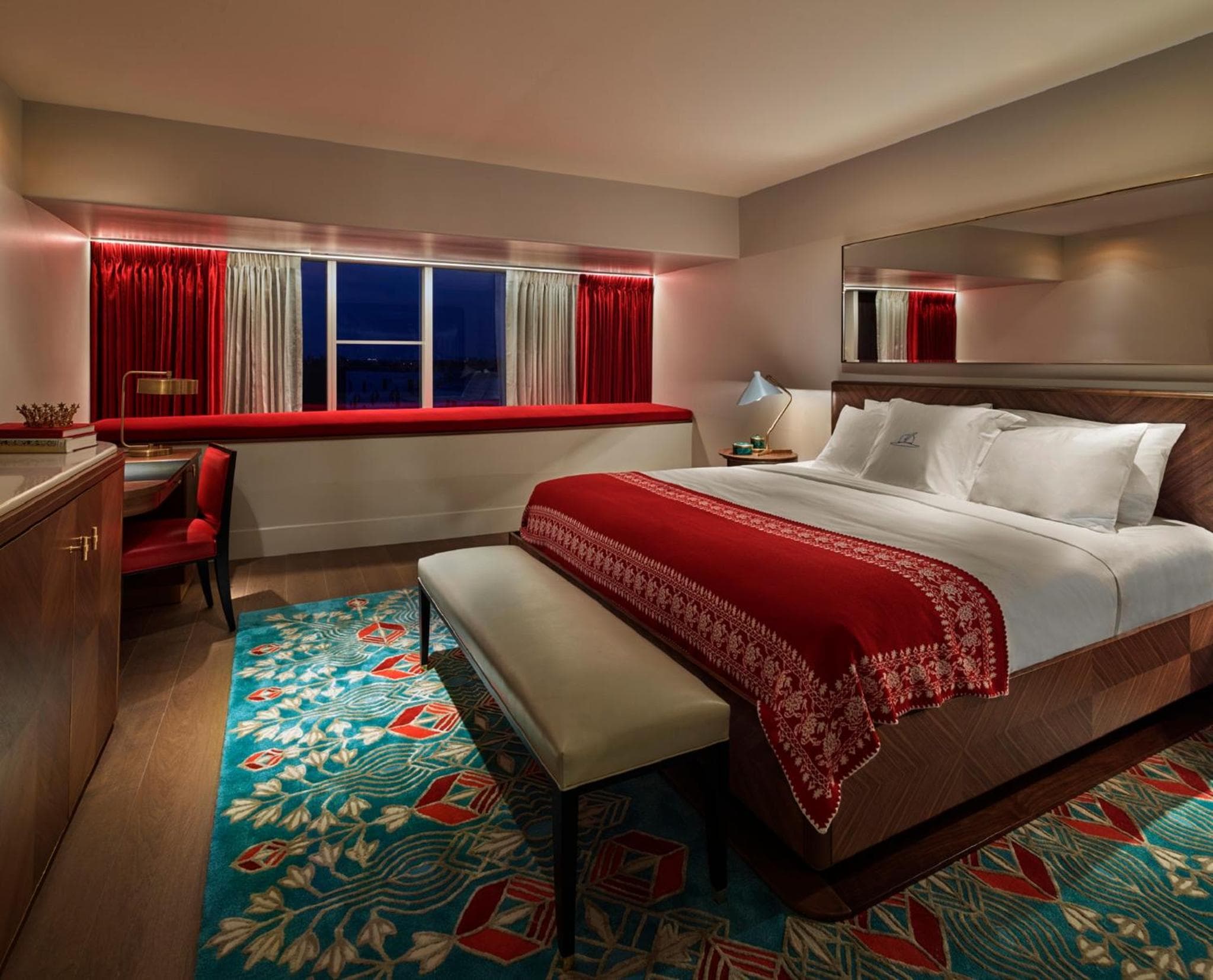 King Room with Bay View room photo