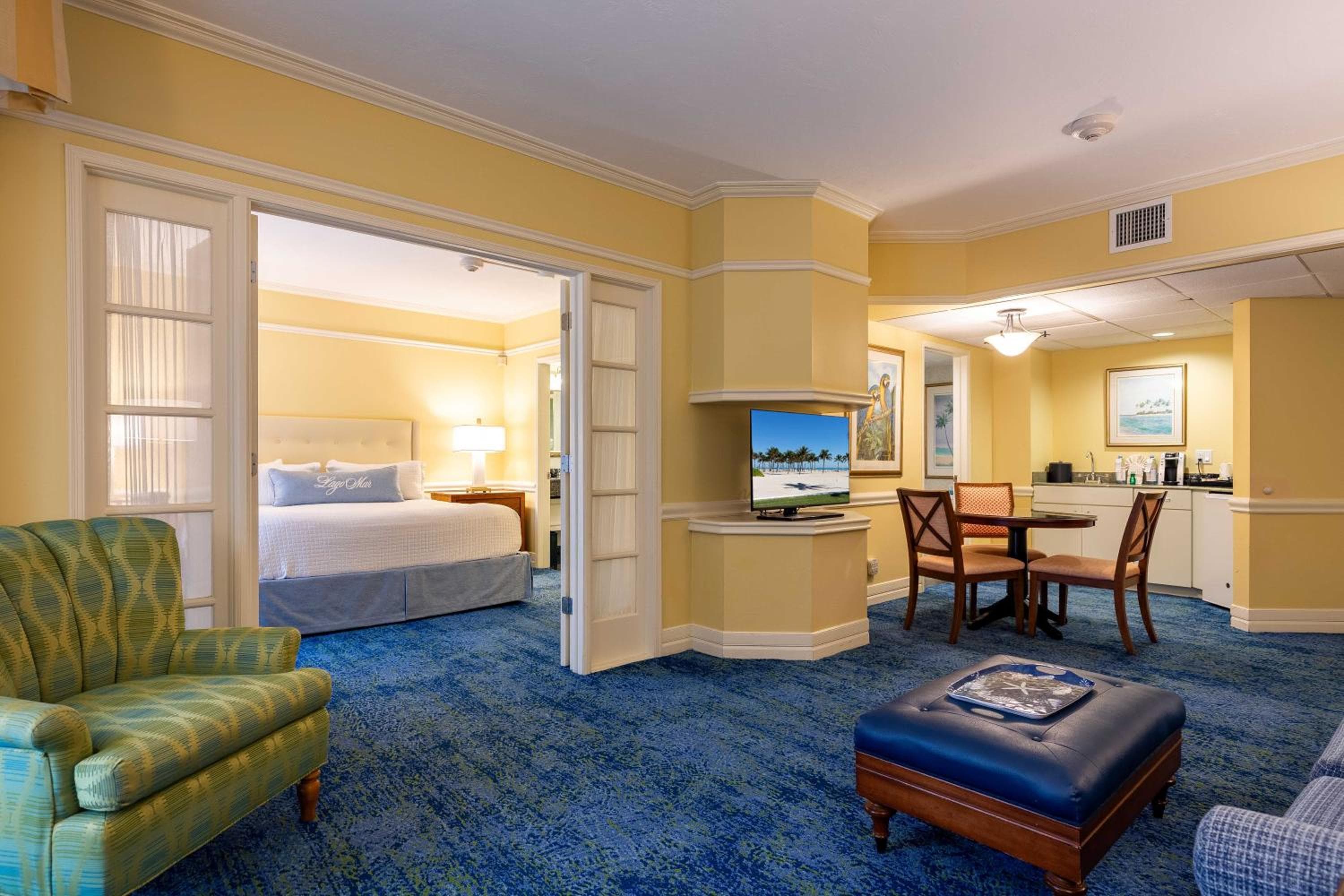 Executive One-Bedroom King Suite room photo