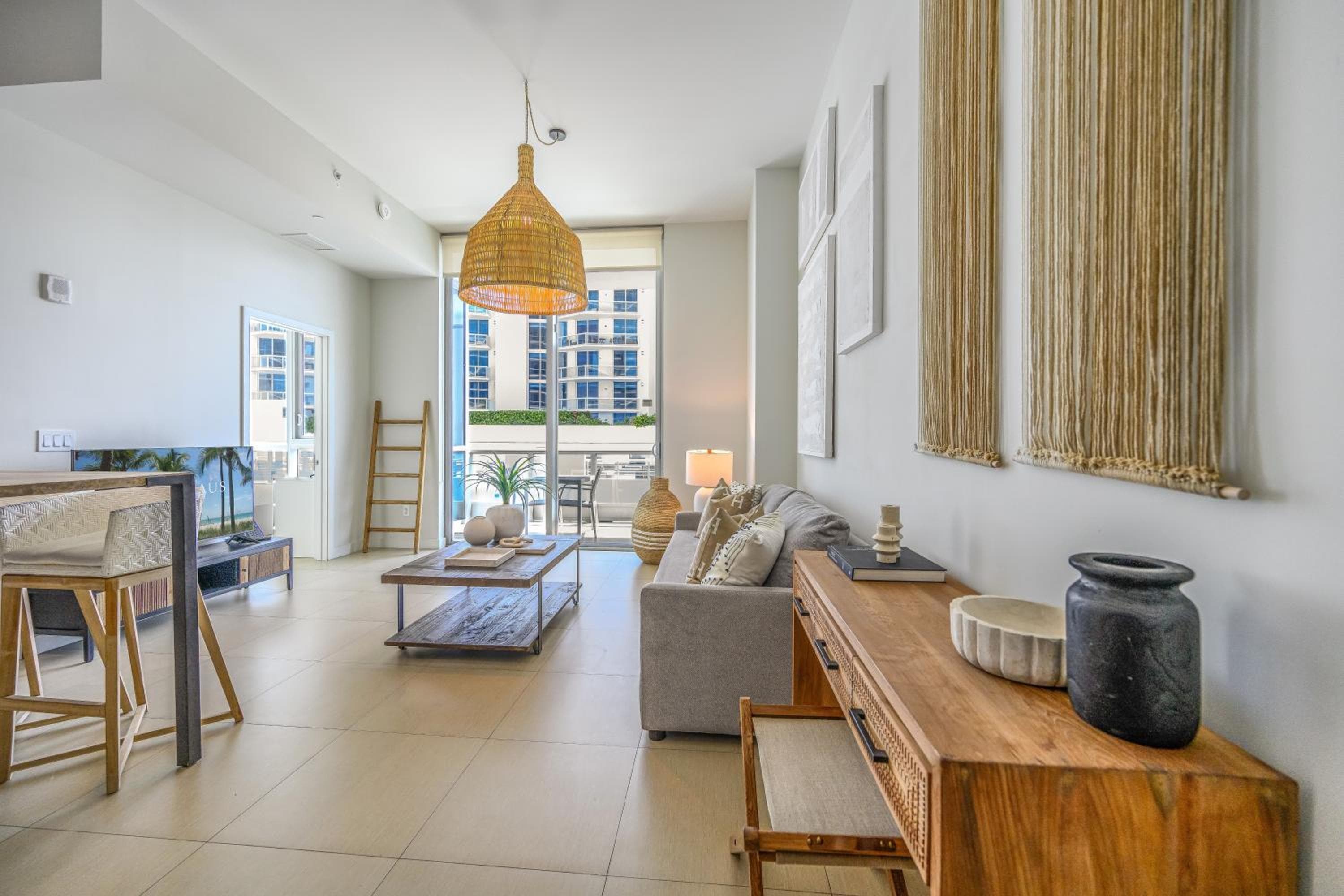 One-Bedroom Apartment with Partial Sea View room photo