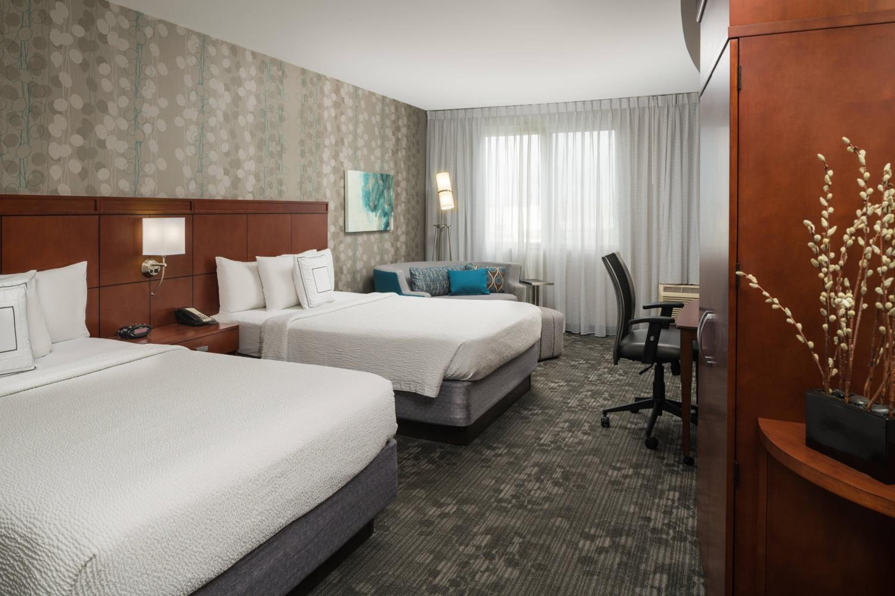 Queen Room with Two Queen Beds room photo