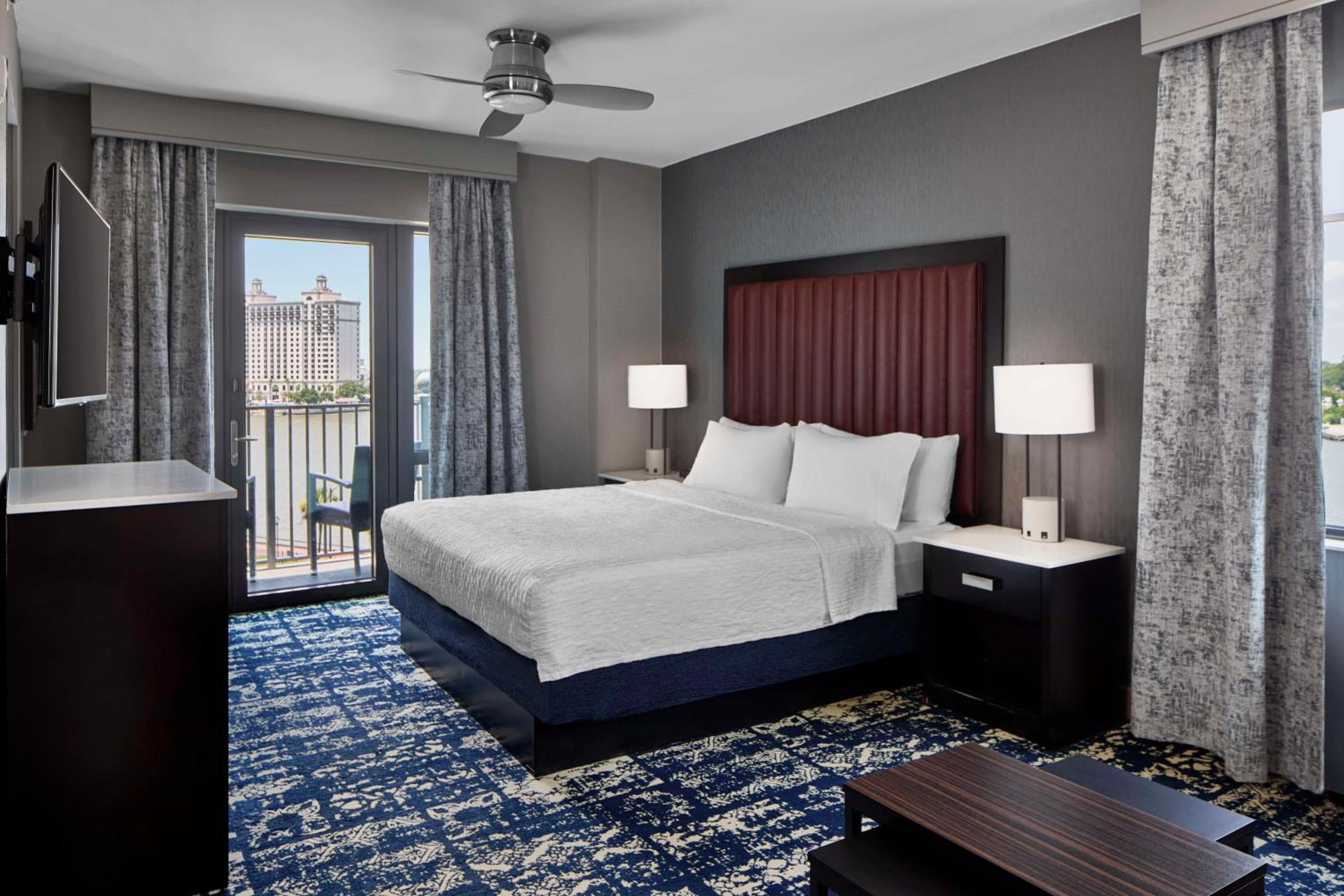 King Studio with River View room photo