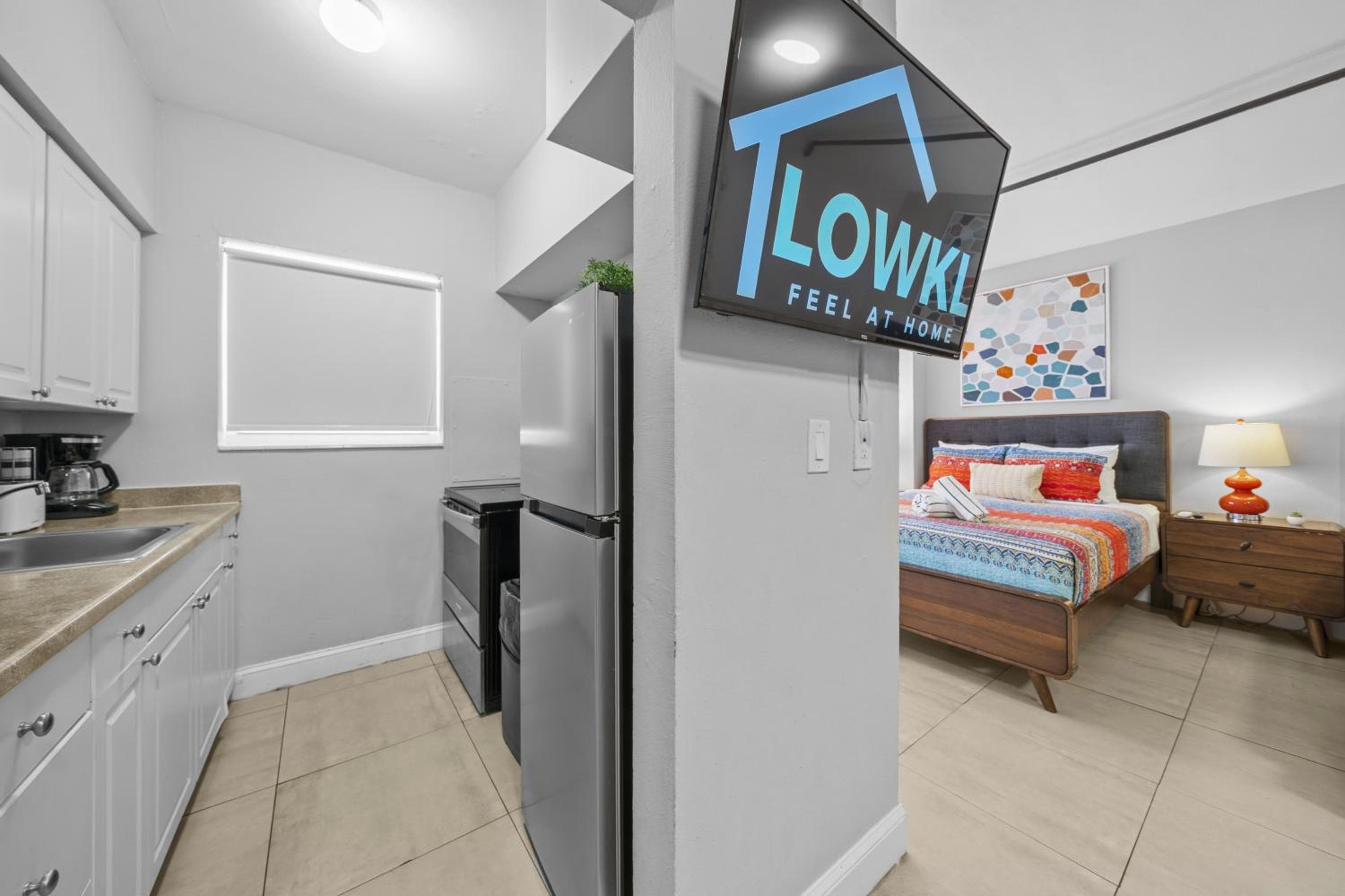 Premium Two Queen Studio with Kitchen and Sofa Bed room photo