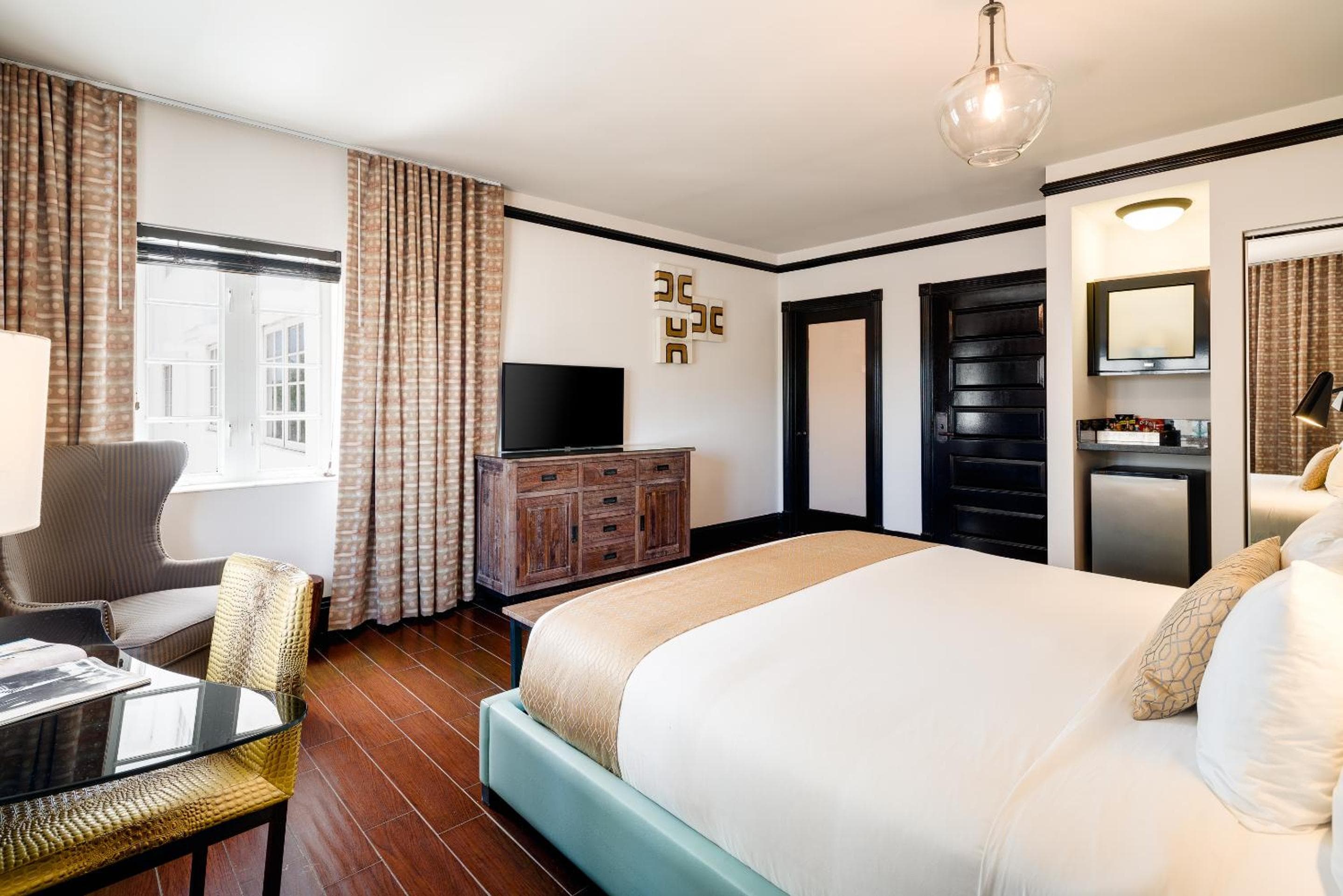 Classic King Room room photo