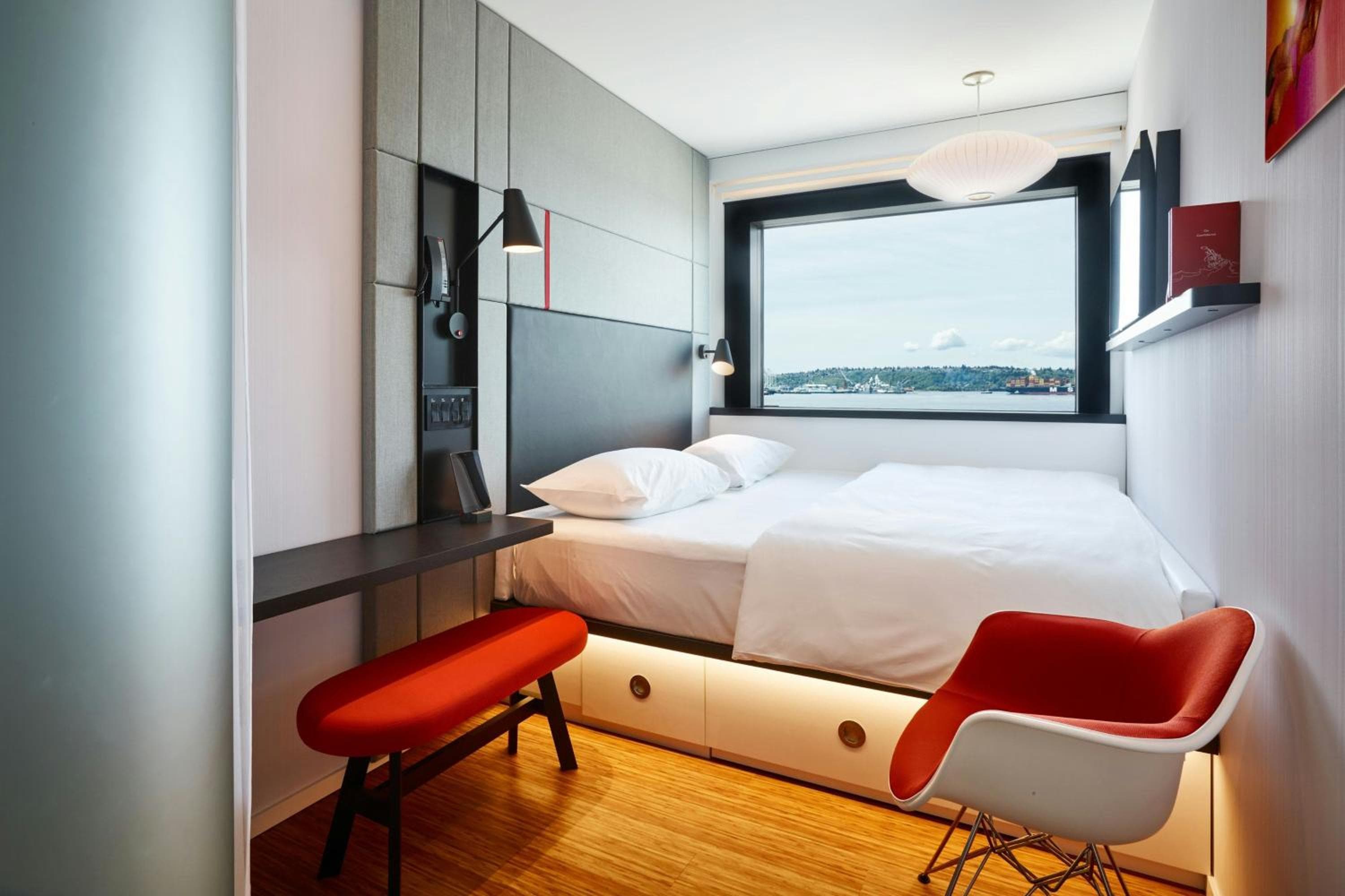 King Room with Premium View room photo