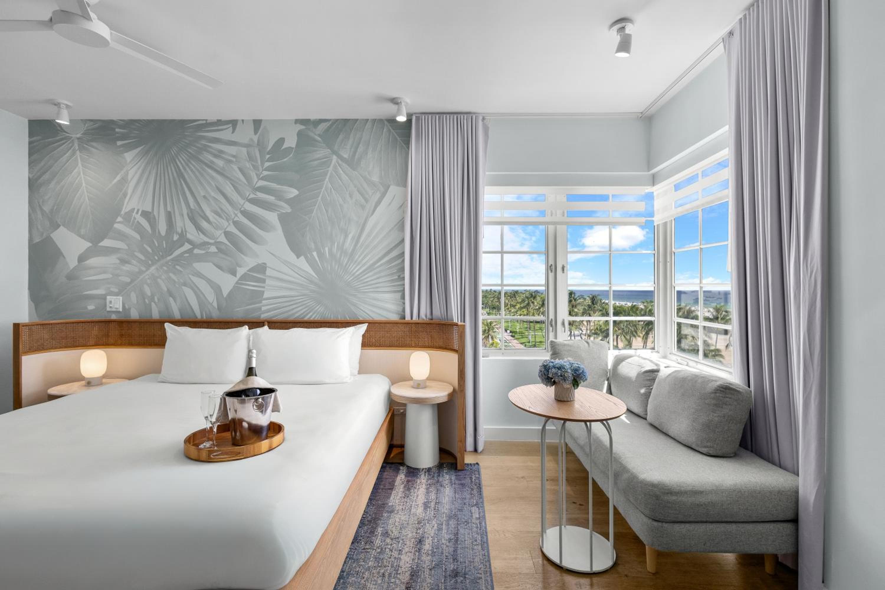 Ocean Front King room photo