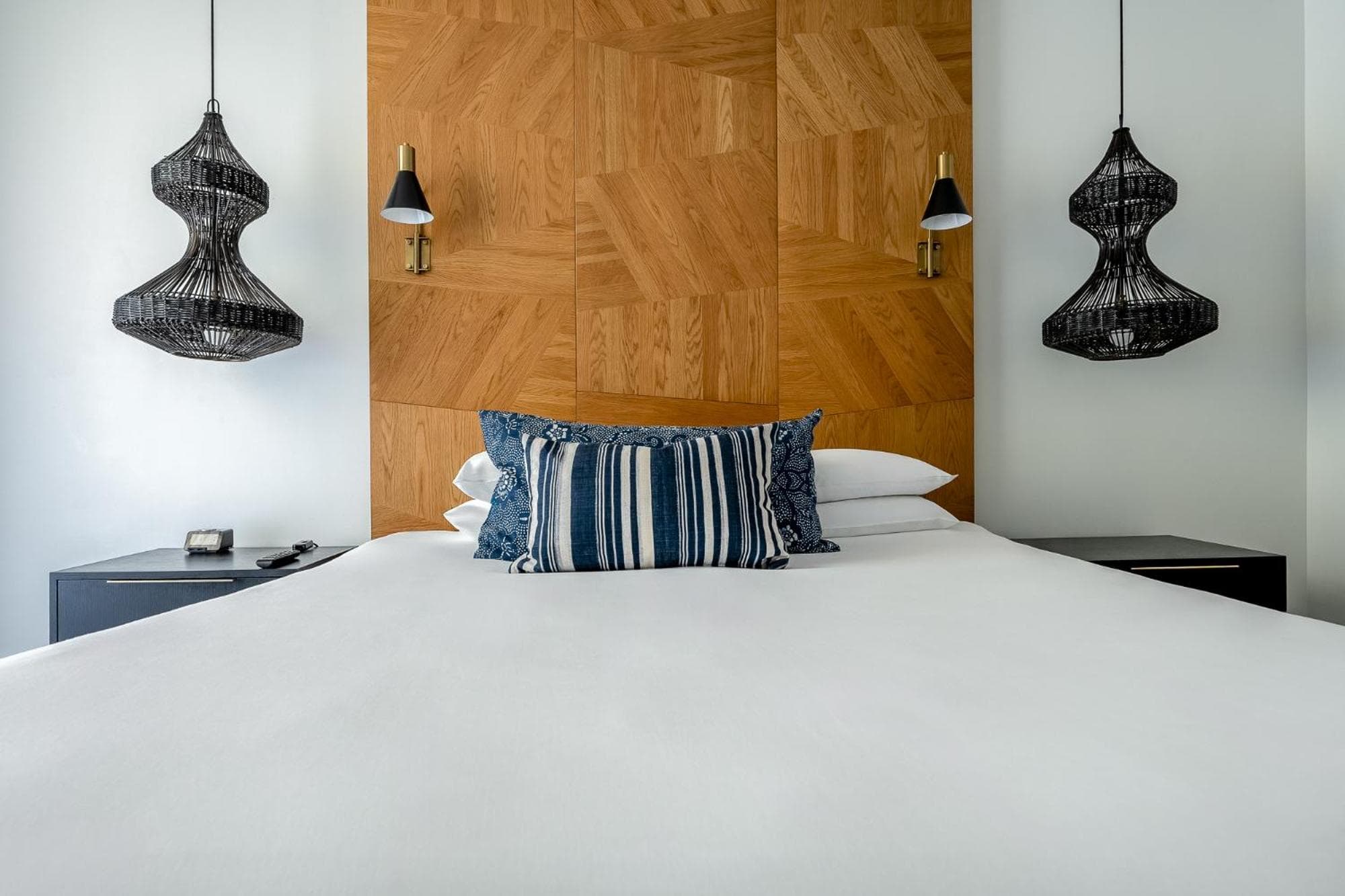 Standard Room - King Bed room photo