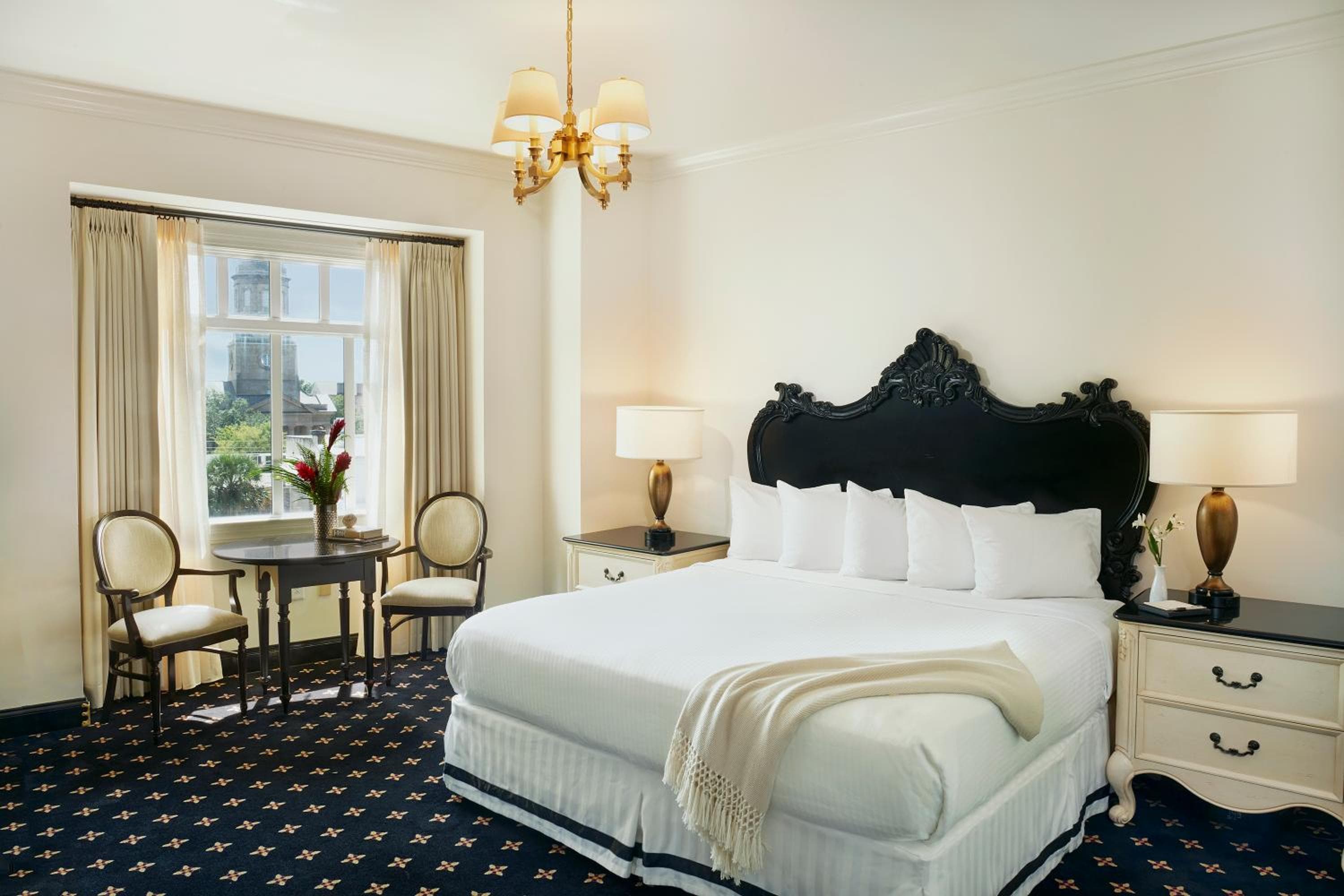 Deluxe King Room room photo