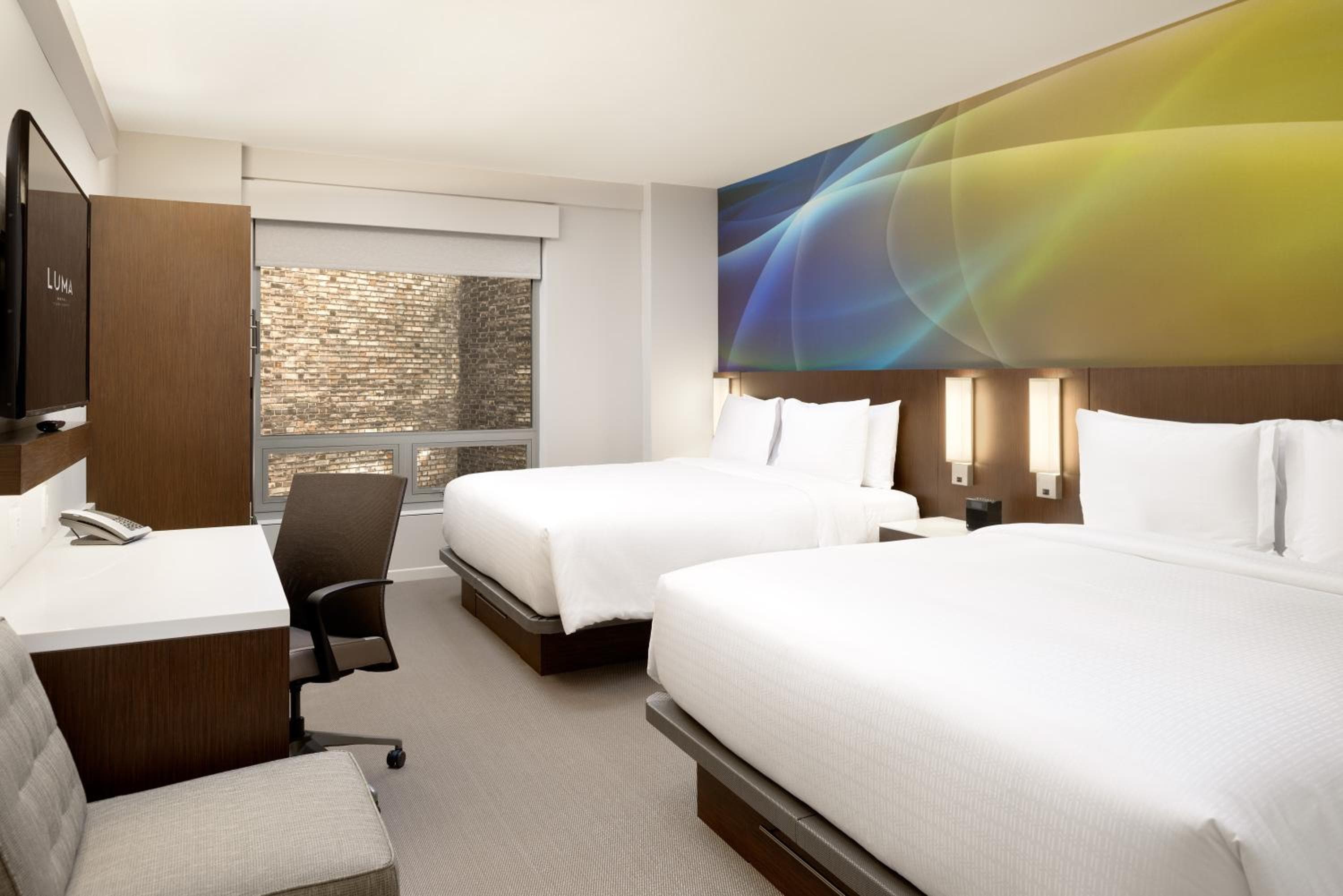 URBAN Two King Beds ADA Hearing/Visual room photo