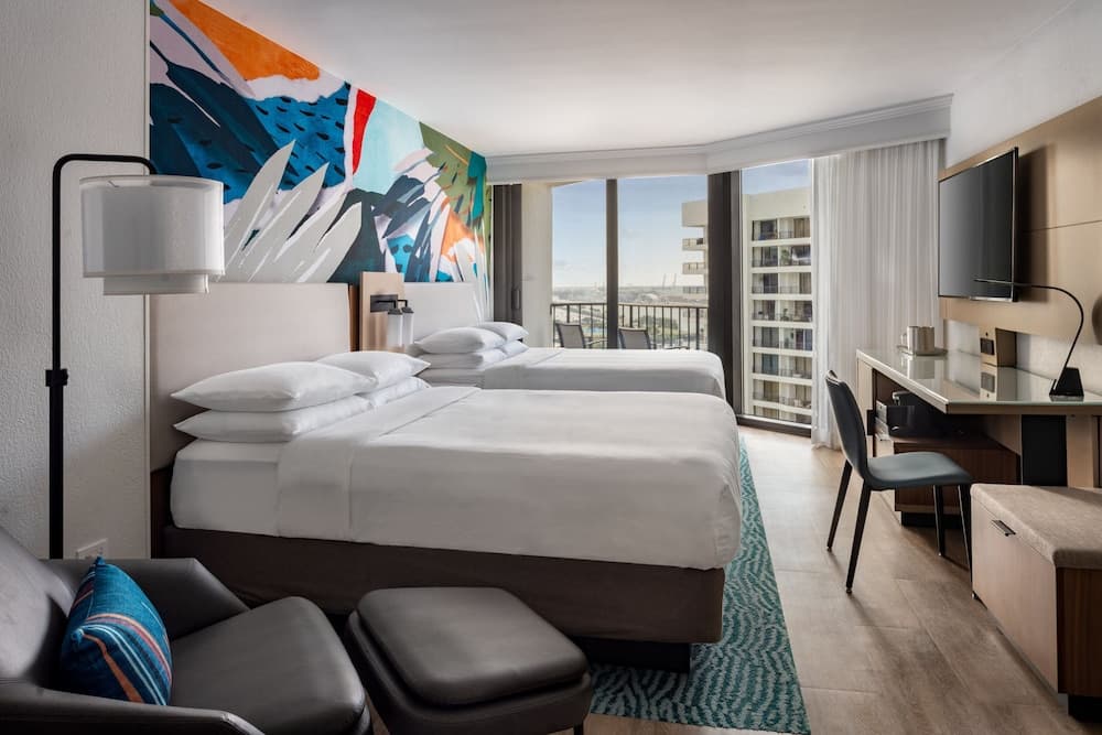 Room, 2 Queen Beds, Balcony (Hearing Accessible) room photo