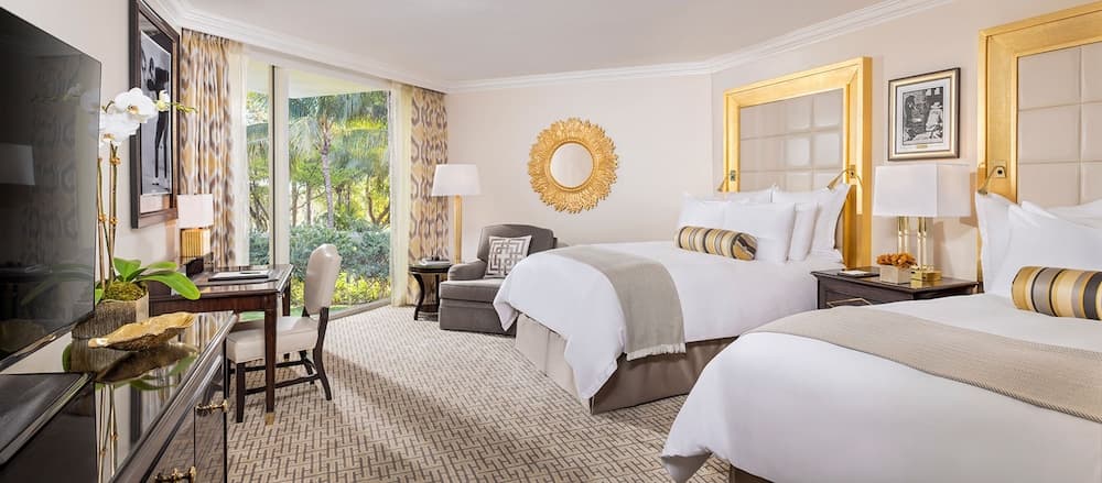 Deluxe Room, 2 Queen Beds (Guest) room photo