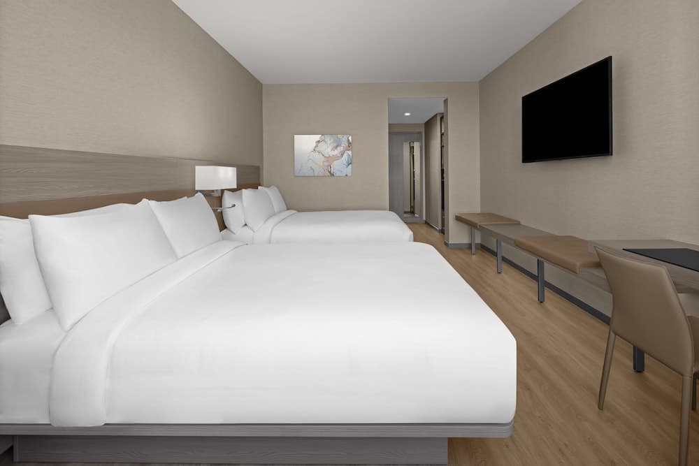 Room, 2 Queen Beds (Mobility Accessible, Tub) room photo