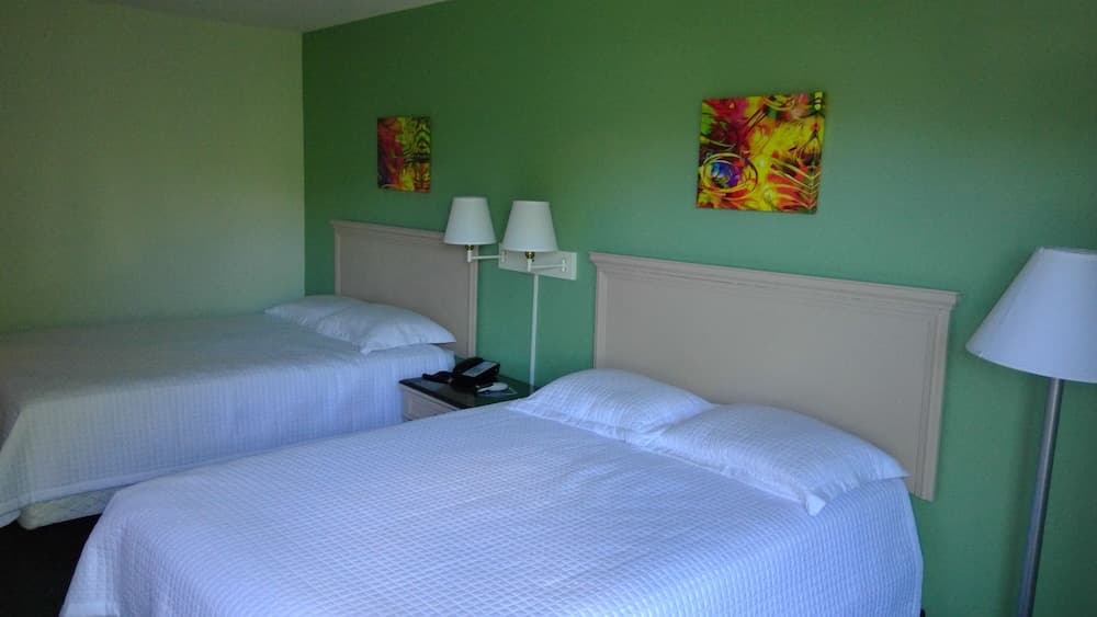 Standard Room, 2 Queen Beds room photo