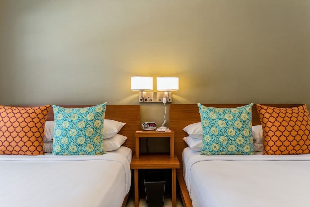 Double Queen Suite (Self Check-in) room photo