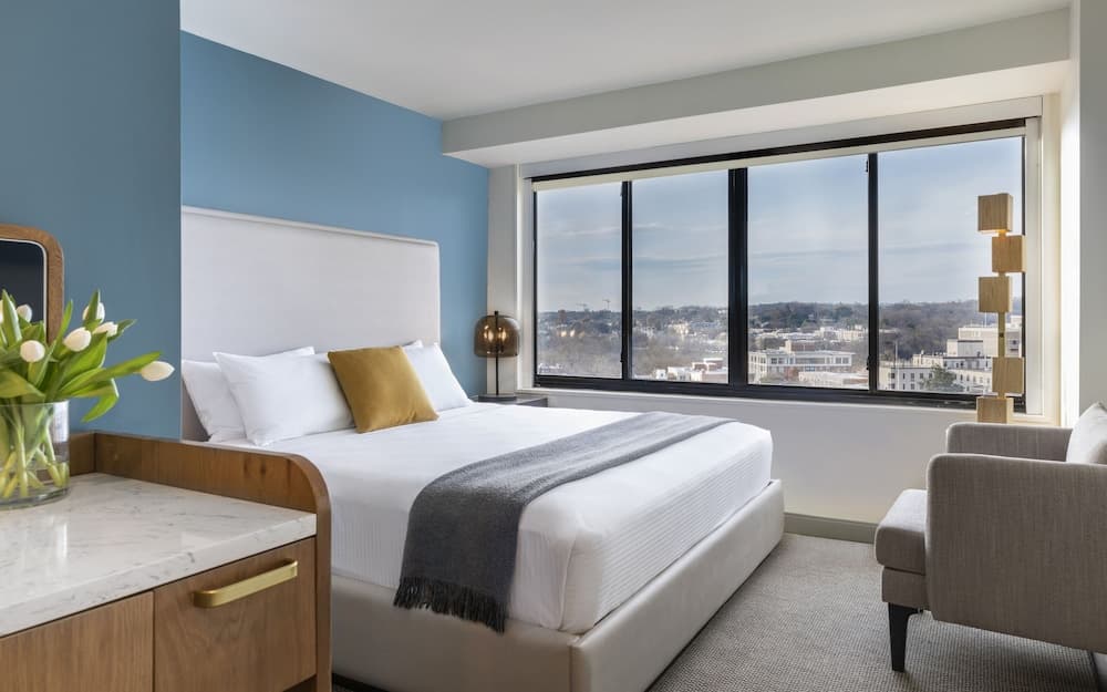 Madera Cozy King room photo