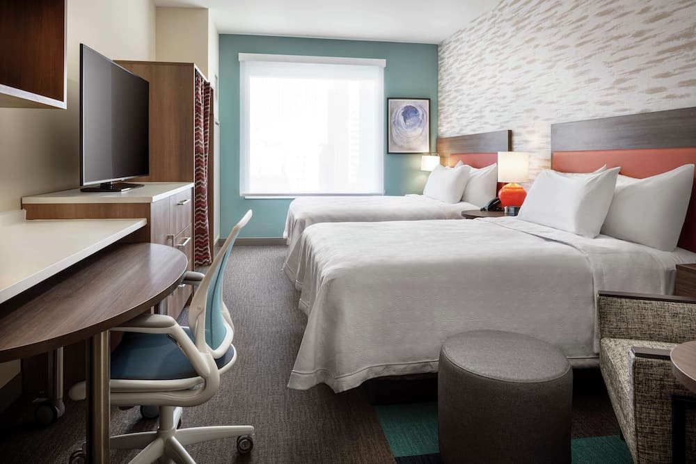 Studio, 2 Queen Beds, Accessible (Mobility & Hearing, Roll-in Shower) room photo
