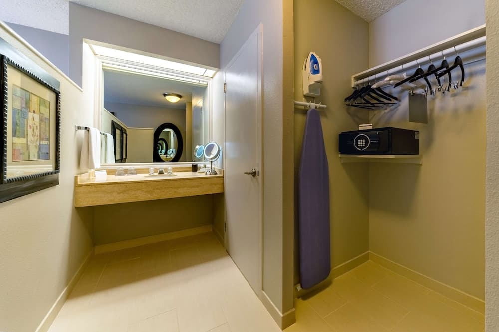 Room, 2 Double Beds room photo