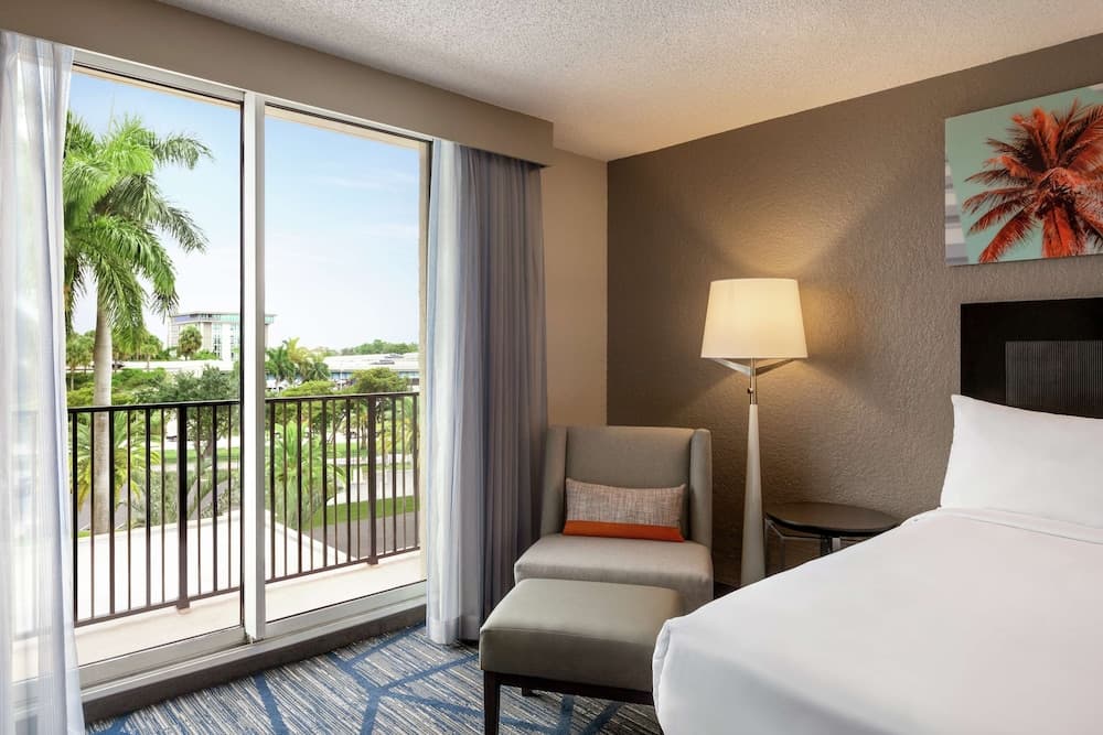 Suite, 2 Queen Beds, Balcony (Oversized Suite) room photo