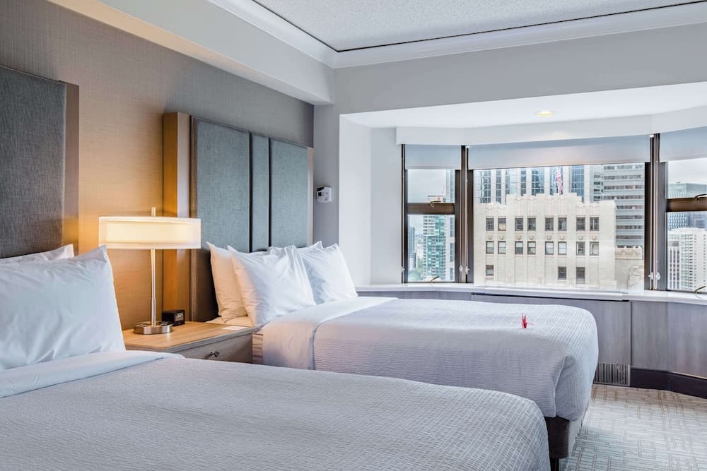 Room, 2 Double Beds, Club Lounge Access, City View room photo