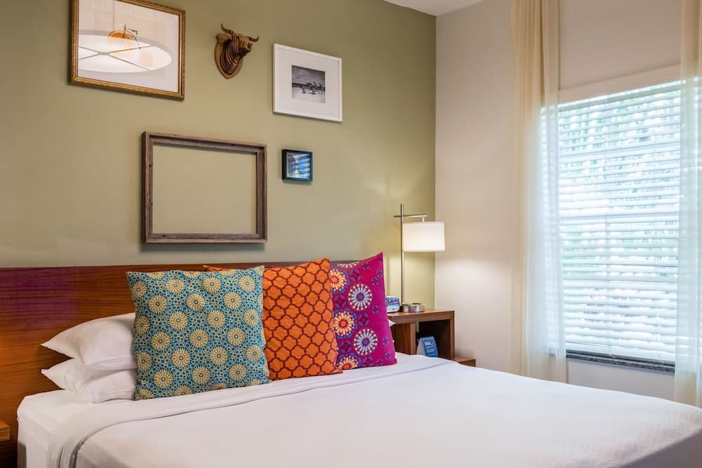 Standard King Room (Self Check-in) room photo