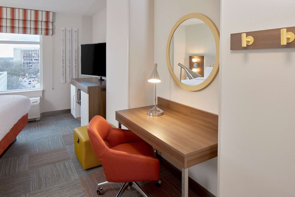 Room, 1 King Bed, City View room photo