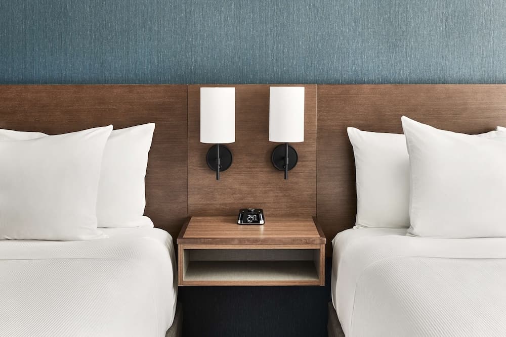 Room, 2 Queen Beds, Accessible, Bathtub room photo