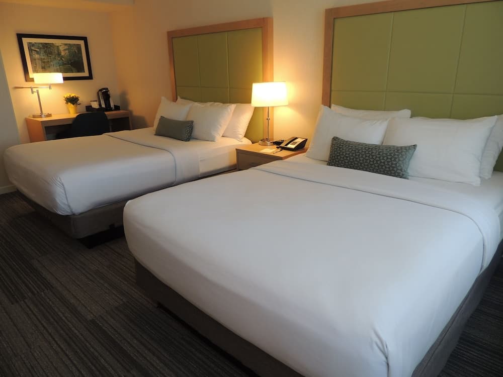 Premium Room, 2 Queen Beds room photo