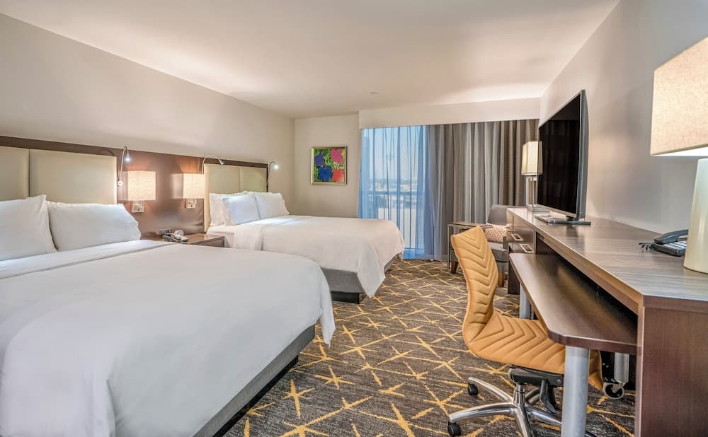 Premium Room, 2 Queen Beds, Accessible (Communications) room photo