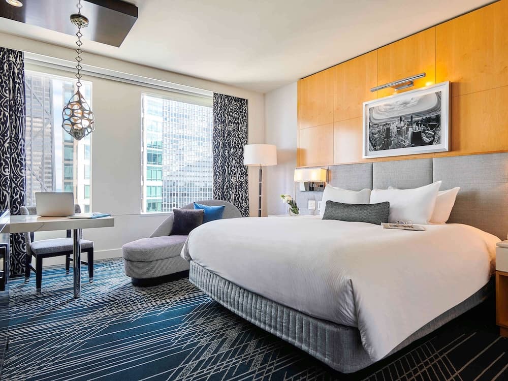 Classic Room, 1 King Bed (Floors 6-10) room photo