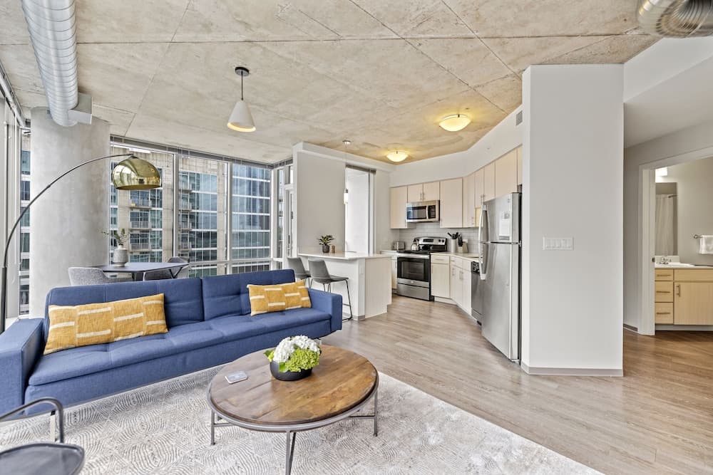 One Bedroom Deluxe Apartment room photo