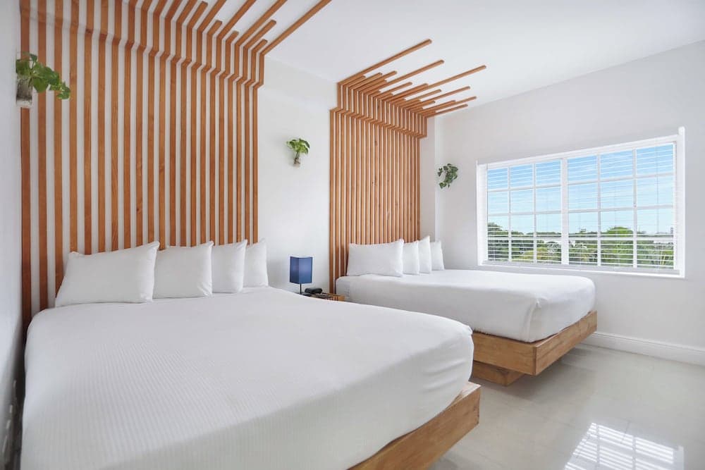 Superior Double Room, 2 Queen Beds room photo