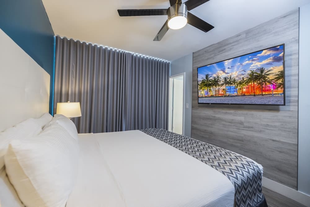 Deluxe Single Room, 1 King Bed, Non Smoking room photo