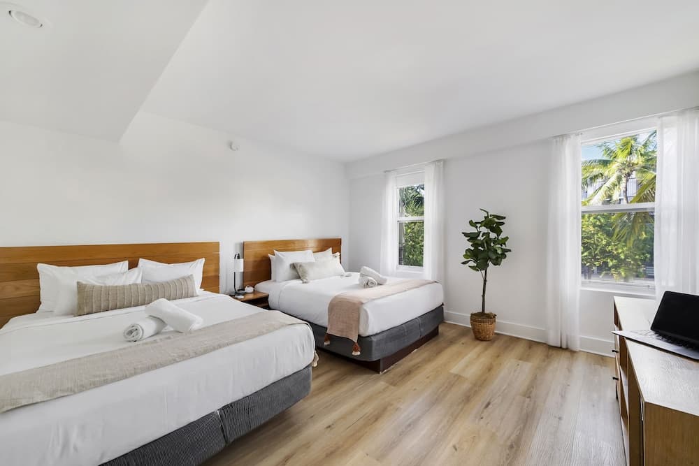 Standard Room, 2 Queen Beds (Self check) room photo