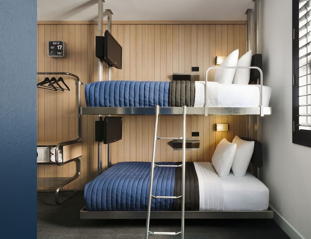 Room (Bunk Pod) room photo