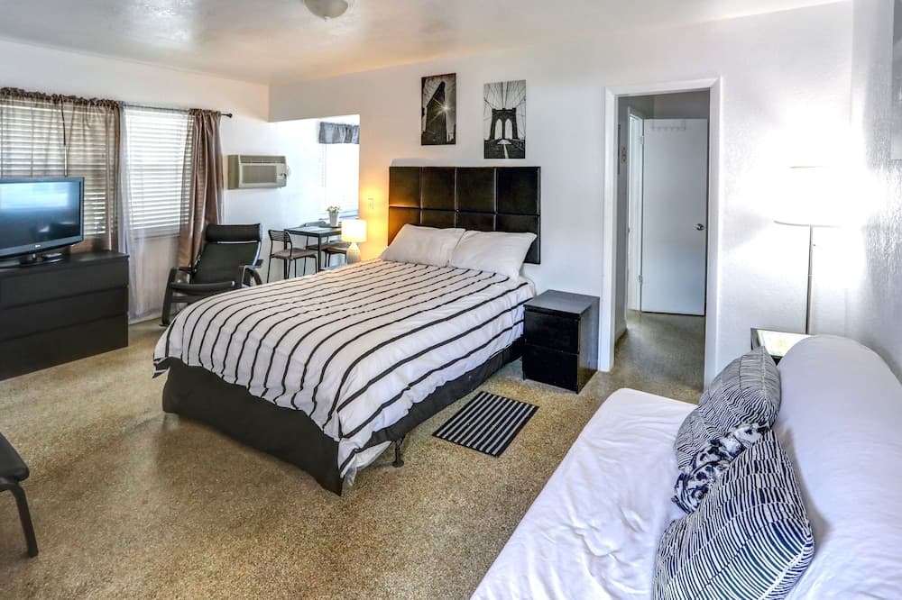 Standard Double Room, 1 Queen Bed, Garden View room photo