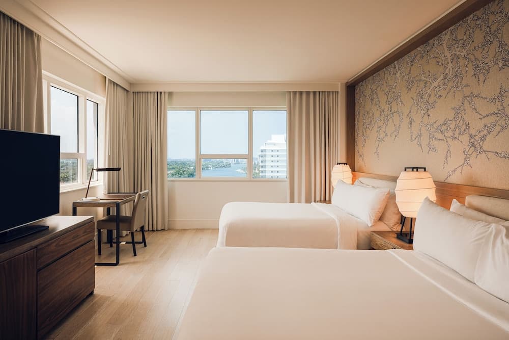 Bay View Junior Suite Two Queen Accessible room photo