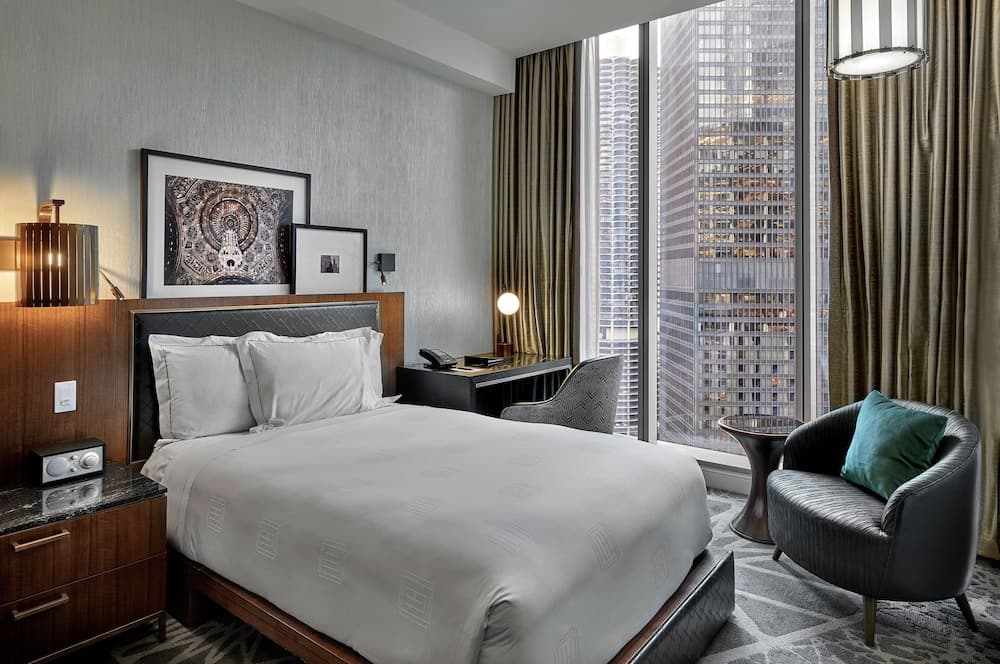 Room, 1 King Bed, River View room photo