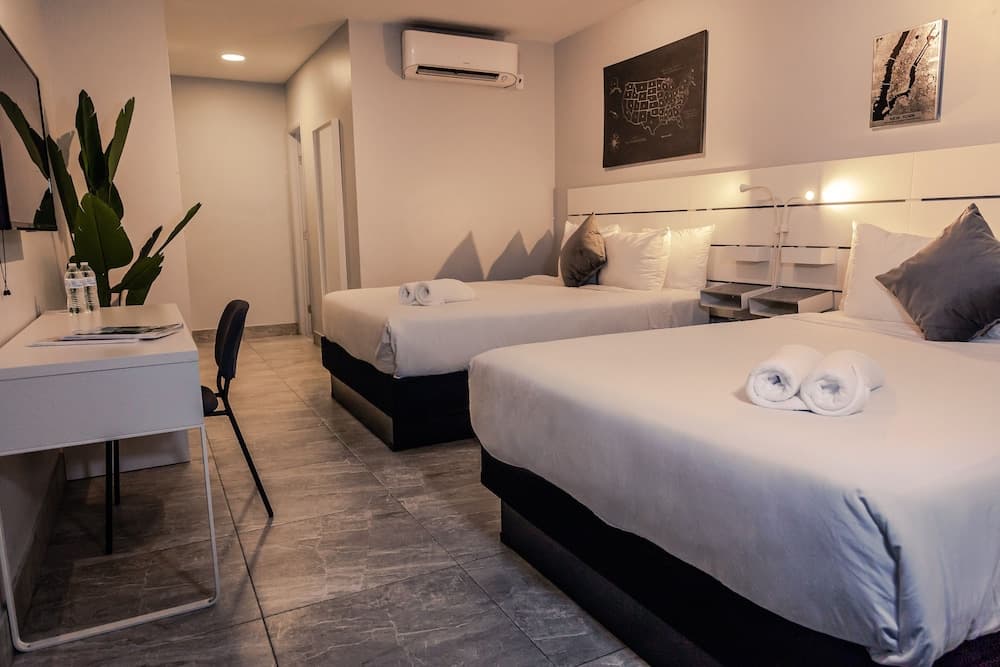 Quadruple Room, 2 Double Beds room photo