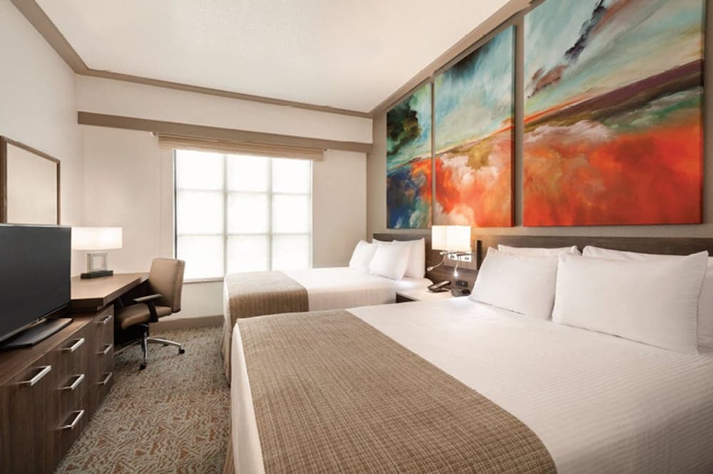 Suite, Multiple Beds (Queen Suite) room photo