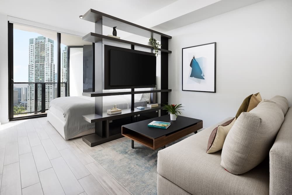 Bay View Studio with King Bed room photo