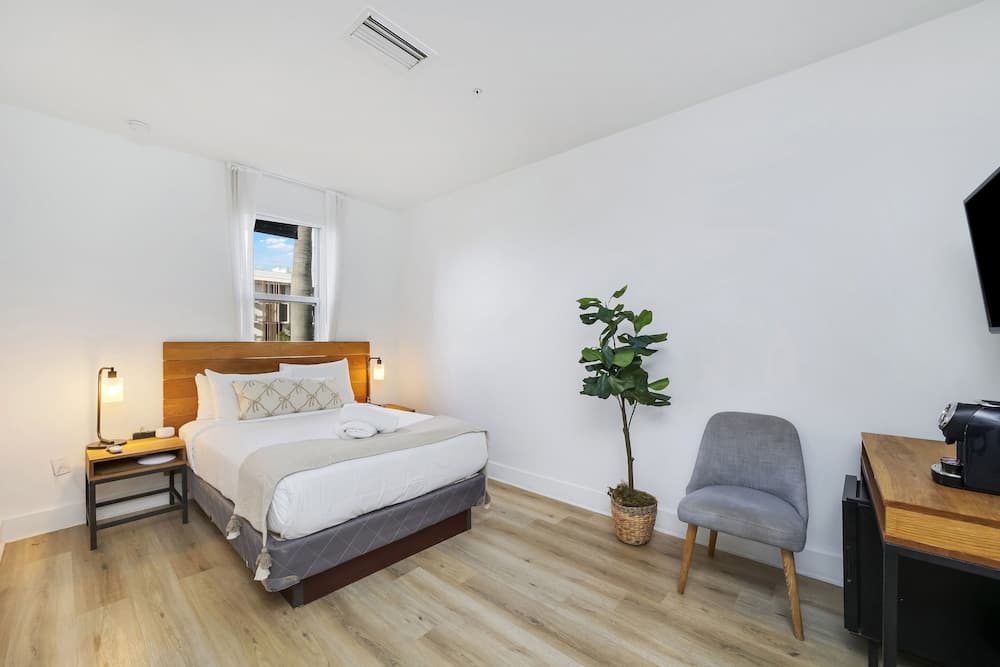 Standard Room, 1 Double Bed (Self check) room photo