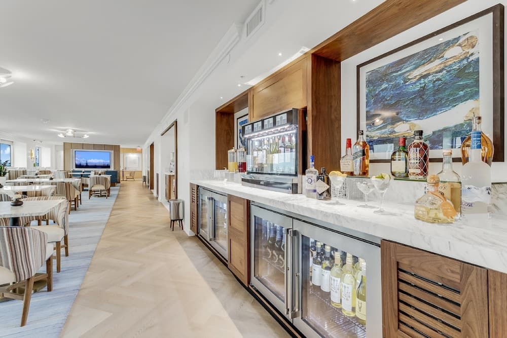Classic Room, 2 Queen Beds, Club Lounge Access (Partial Ocean View) room photo