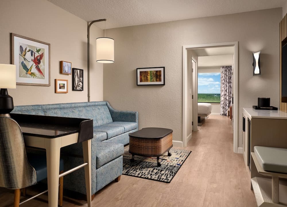 Suite, 1 King Bed (Caribe) room photo