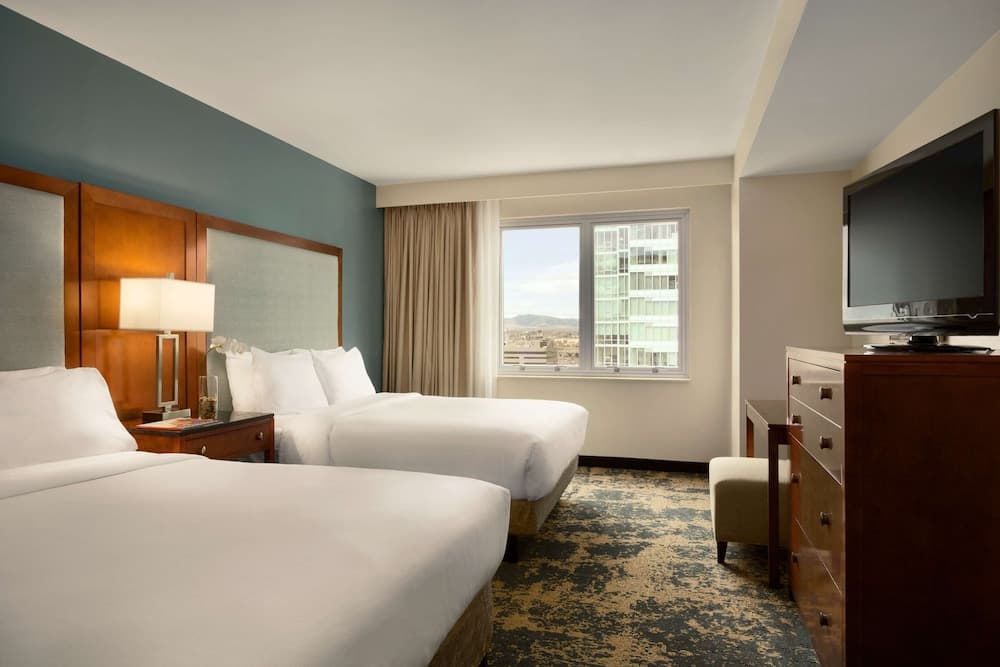 Suite, 2 Queen Beds, Accessible room photo