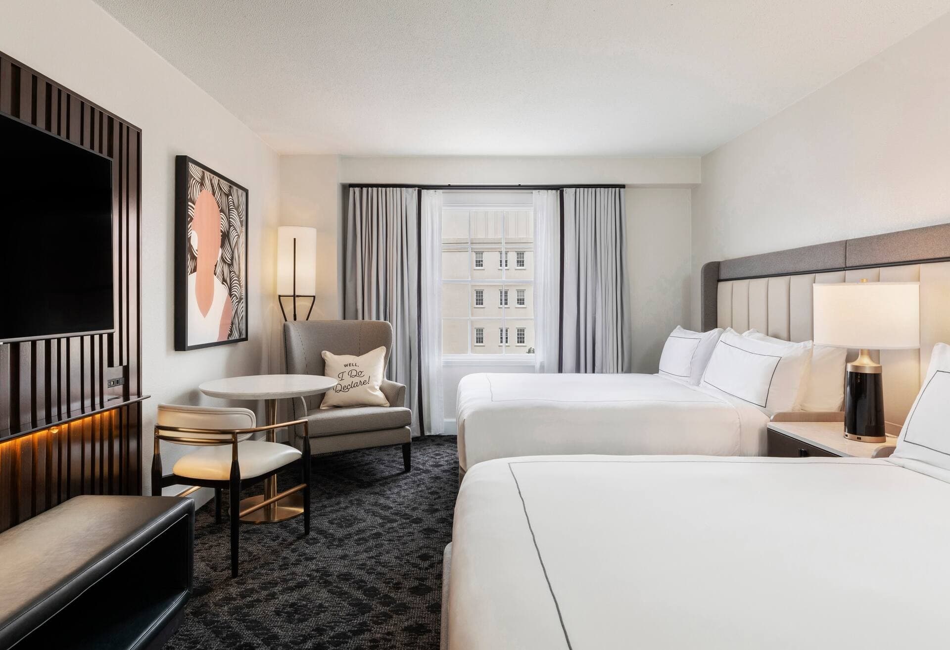 2 Queen Beds room photo