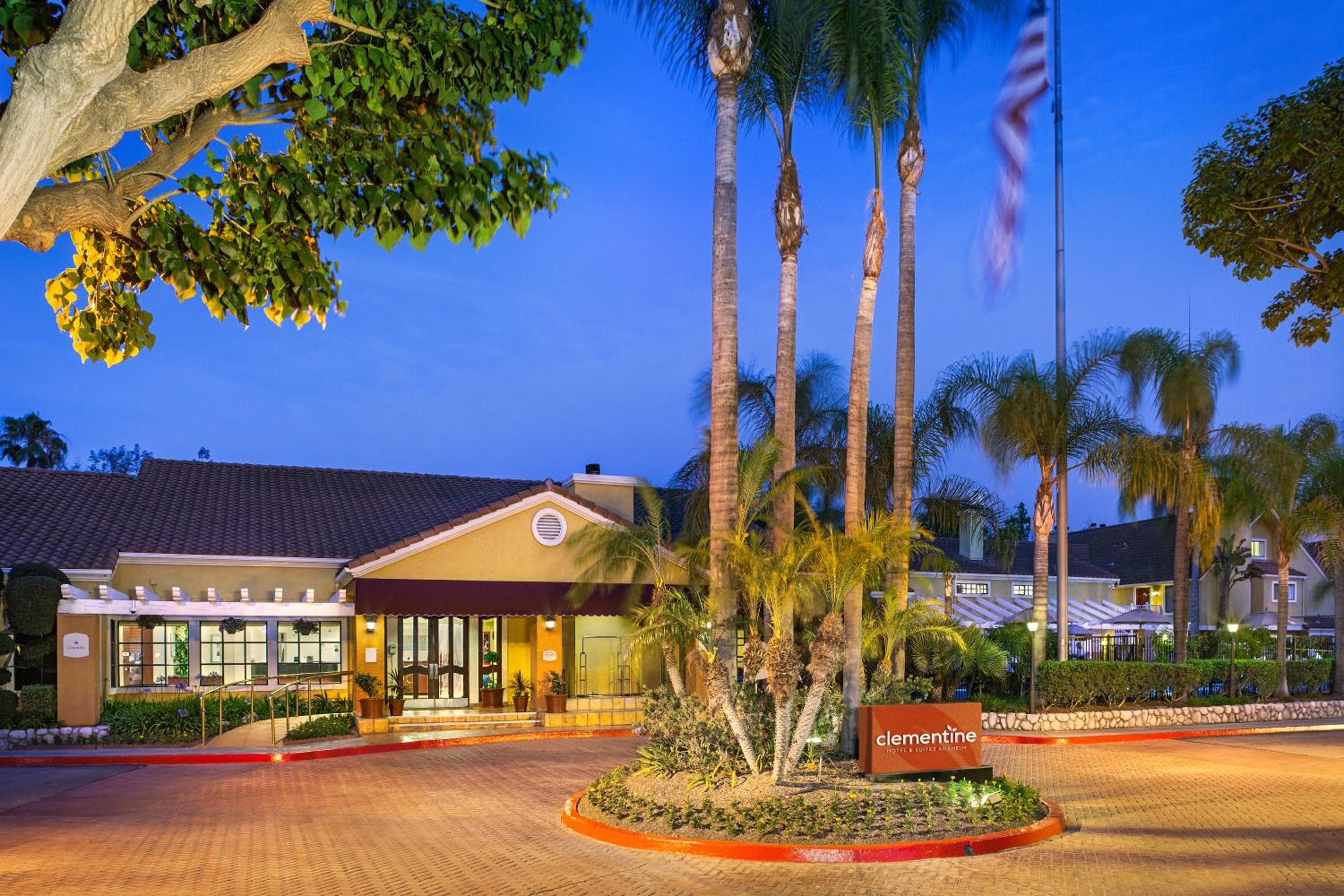 Clementine Hotel & Suites Anaheim in Anaheim